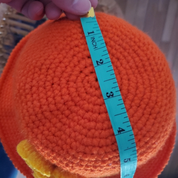 Chochet hat - Picture 5 of 7